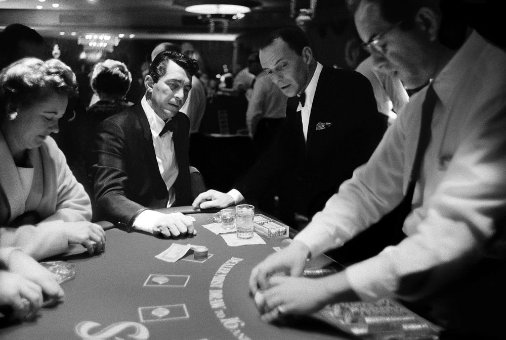 HHpoker有哪些俱乐部 - 德扑圈APP界面展示